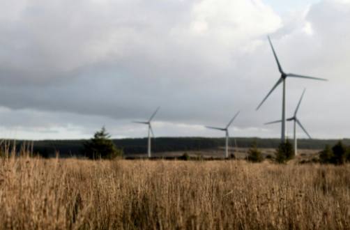 Os benefícios de instalar acessórios economizadores de água